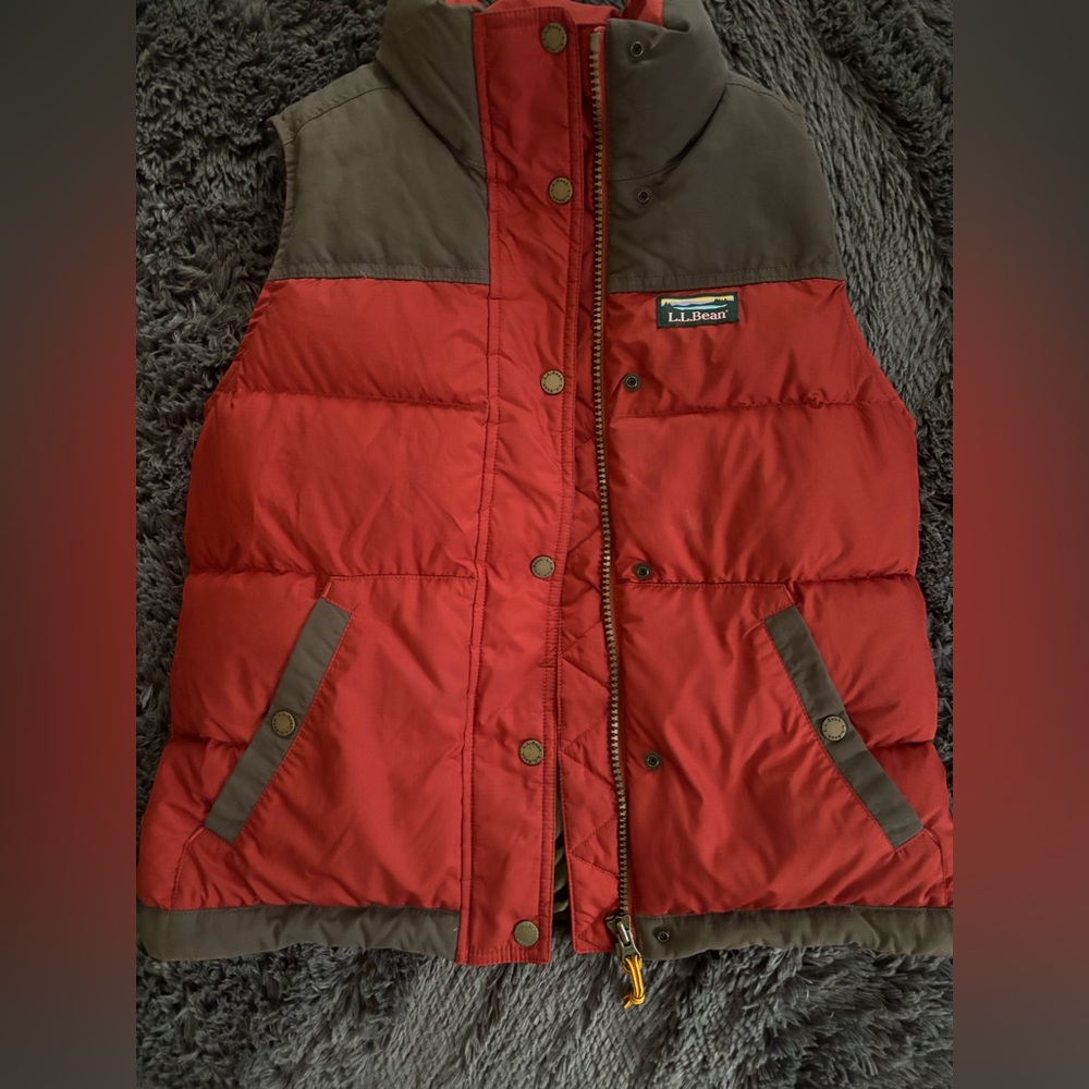 L.L. Bean Orange and Brown Puffer Vest EUC